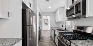 Charming 4BR House in Atlanta Gallery 3