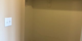 1 Bedroom Condo close to Washington Square with seasonal outdoor pool and move in special! Gallery 10