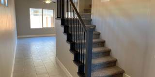 Red Mountain Vista Town Home Gallery 3