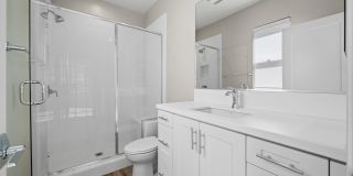 16205 Camden Circle Gallery 39
