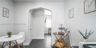 1007 Bay Dr Gallery 8