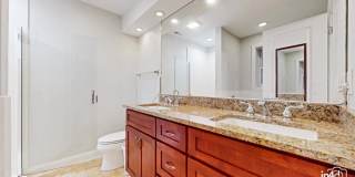 1504 West Augusta Blvd. Gallery 6