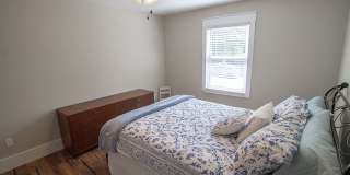 Modern 4bd Home - Fully Furnished Utilities Included Gallery 30