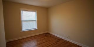 5032 N Western Ave Gallery 1