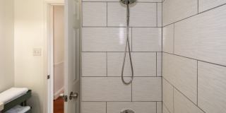 Spacious 5BR House in Takoma Park Gallery 24