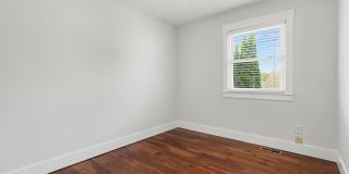 727 S State Street Gallery 14