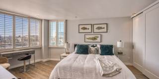Breathtaking Bay and Ocean Views! Gorgeous Home on 7th Floor of Secured Newport Towers High-rise Building! Gallery 10