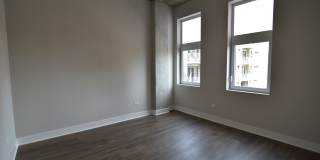 3833 N Broadway Gallery 179