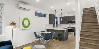 5917 California Avenue Southwest - 1Unit C 5917 California Avenue Southwest - 1Unit C Gallery 3