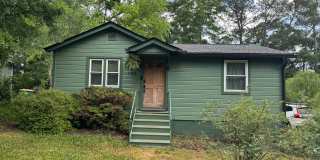 Awesome Home Near Downtown Athens! Gallery 1