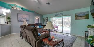 8513 Beach Road Gallery 13