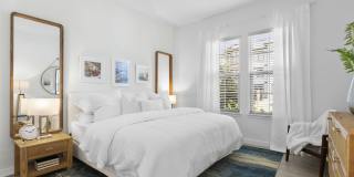 Arabelle Clearwater Gallery 45