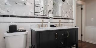 26 Vernon Avenue Gallery 24