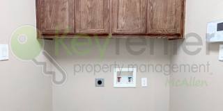 Beautiful McAllen Corner Lot Home--3 Bedroom, 2 Bath + Home Office Gallery 28