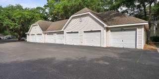 29 Edgewater Apartments Gallery 42