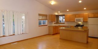 1496 NW PORTLAND AVENUE, BEND, OREGON 97703 - WEST HILLS Gallery 13