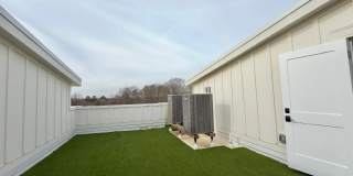 5007 Nimes Road Gallery 49