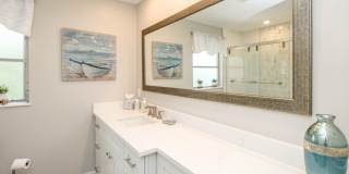 ** ROYAL HARBOR 2/2 REMODELED TOP TO BOTTON BEAUTY READY FOR SEASON ** BRING YOUR OWN BOAT ** GULF OF MEXICO ACCESS ** Gallery 37