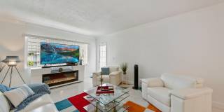 2581 N Garden Drive Gallery 1