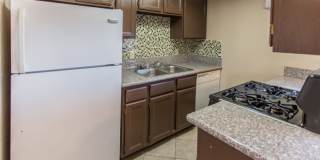 Great 2 Bedroom 1.5 Bath Townhome in Henderson Great 2 Bedroom 1.5 Bath Townhome in Henderson Gallery 5