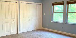 Wonderful bungalow in the 5 Points area. Close to Downtown Asheville! Working Solar for Electric! Gallery 11