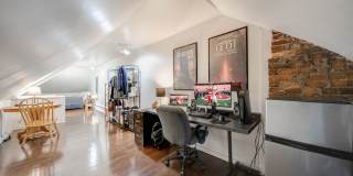 4 or 5 Bedroom Right off of High St - OSU Campus Gallery 12