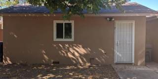 Cute and Clean 400sq ft Studio Available! Gallery 1