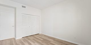 121 Lindsay Ln Gallery 21
