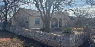 fully furnished 3-bedroom, 2-bathroom Gallery 1