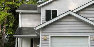 Great Condo next to a beautiful park! Gallery 1