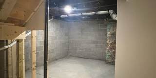454 Kling Street Gallery 15
