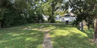 1462 N Gladstone Avenue Gallery 19