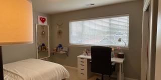 PRELEASING: Spacious 4 bdrm, 3 bath home in Cedar Ridge Development! Gallery 15