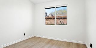 44715 Gingham Avenue Gallery 17