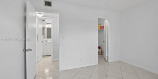 3300 W Rolling Hills Cir Gallery 20