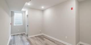 2410 CLIFFORD STREET Gallery 25