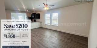 MOVE IN SPECIAL: Save $200 off on rent per month - New Spacious 4-Bedroom Home in Pea Ridge Gallery 1