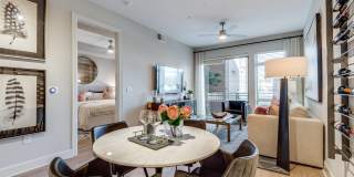 The Montrose at Buffalo Bayou Gallery 5