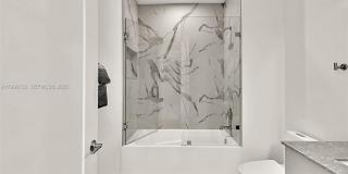 2100 Miami Rd Gallery 19