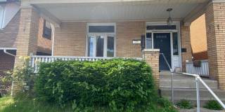 AVAILABLE AUGUST 2026 - Great 3 Bedroom Home in South Side Slopes! Gallery 1