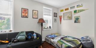 2623 EMERALD Street Gallery 17