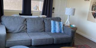 3133-3135 Ingleow St. - 3133 Gallery 8