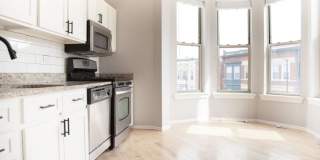 3266 N Clark Gallery 1