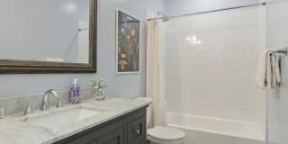 Newly Renovated Rowhome in Capitol Hill 4BR 3Bath Gallery 32