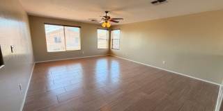 Updated 4x2 Buckeye Home *NO* Carpet & Downstairs Primary Bed! Gallery 21