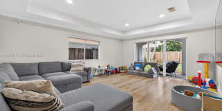 15874 SW 138th Ter Gallery 23