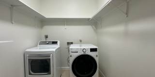 AVAILABLE: Updated 4 BR / 2 BA in Prime South Austin Location Gallery 19