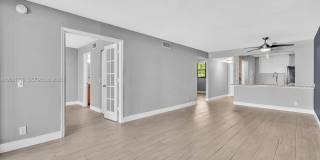109 Lake Emerald Dr Gallery 10