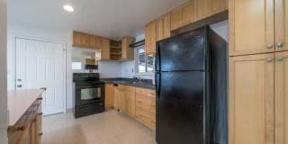 3BR/1.5BA Wahiawa Spacious Home with Garage, Driveway, PV Solar, A/C & Fenced Yard Gallery 9