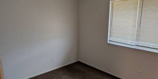 4 Bedroom 1.5 Bath Twin-Home Gallery 19